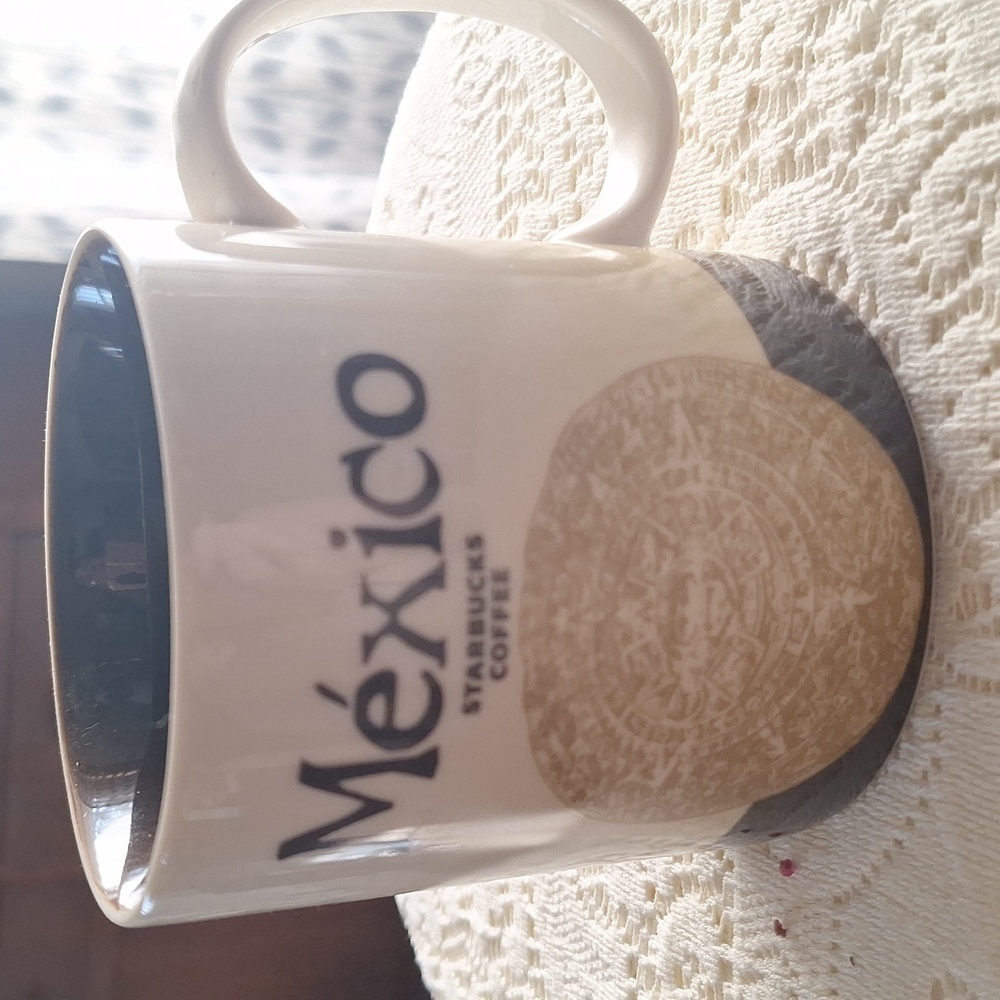 Starbucks Collectors 2015 Mexico  Coffee Mug